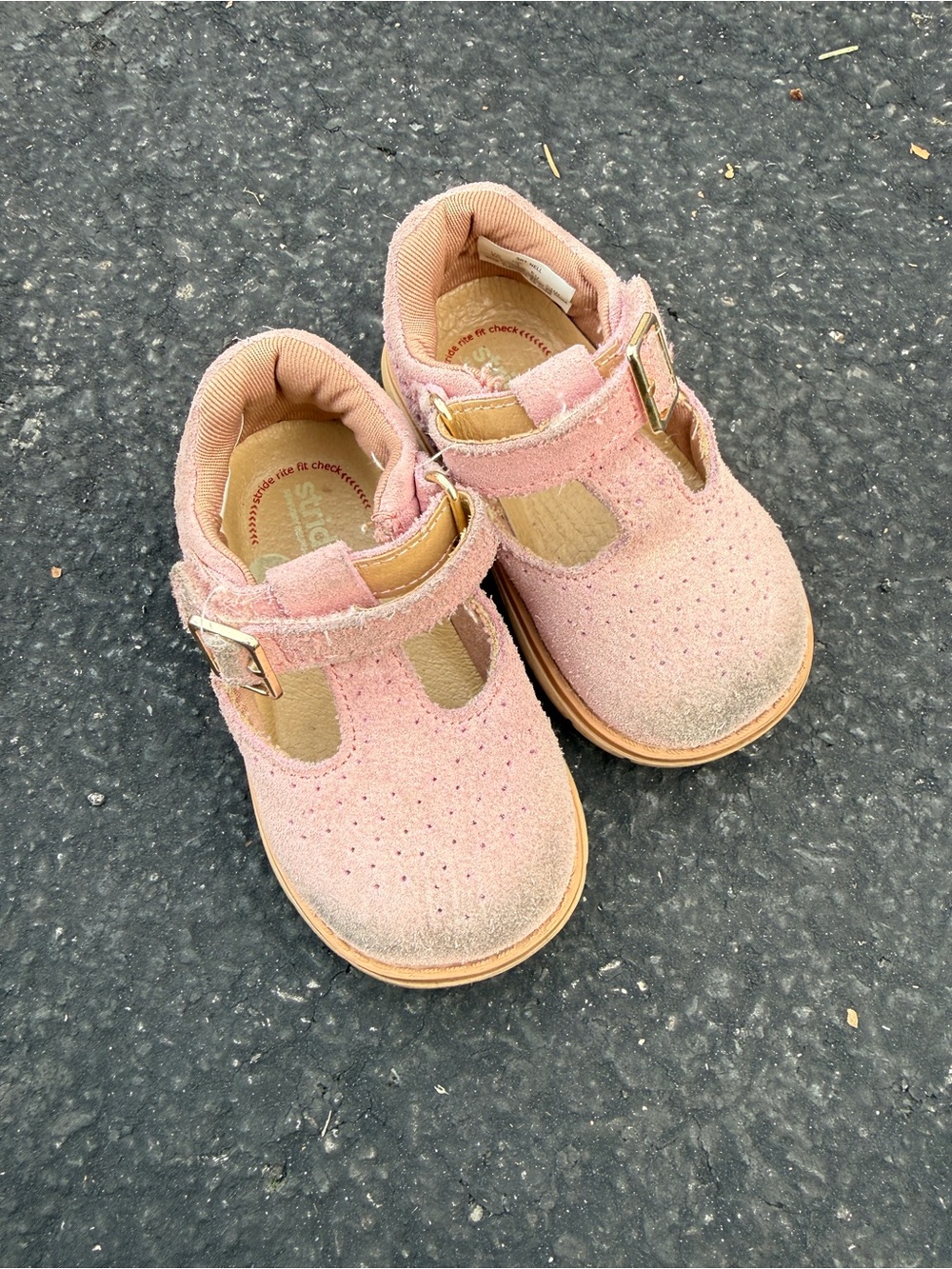 Stride rite Kids Pink T-Strap Suede Mary Jane Shoes size 4
